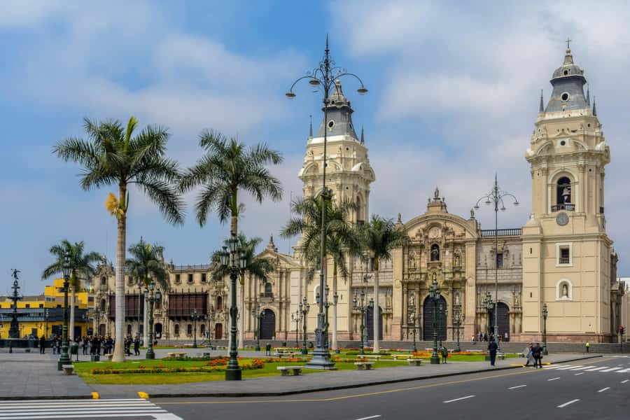 Lima Full-Day Main Attractions Tour - Pachacamac and the world before Lima