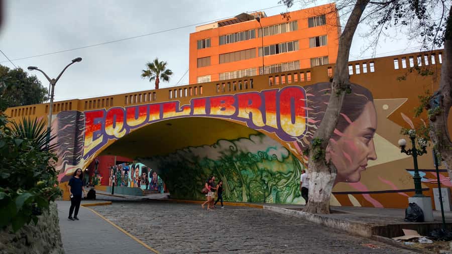 Lima:Half-Day Pachacamac, Barranco & Chorrillos Private Tour - Barranco in 30 minutes