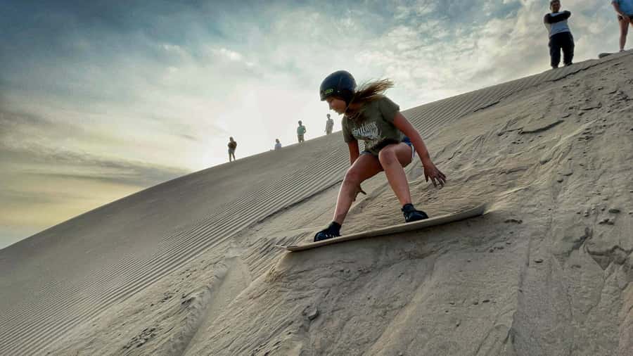 LIMA: HALF-DAY SANDBOARDING TOUR - What to wear and pack for sand