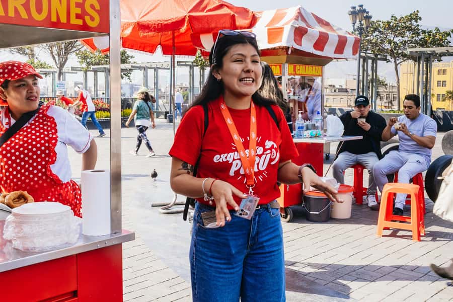 Lima: Historic Center Street Food, Market, and Eateries Tour - Starting with Lima’s grand public squares