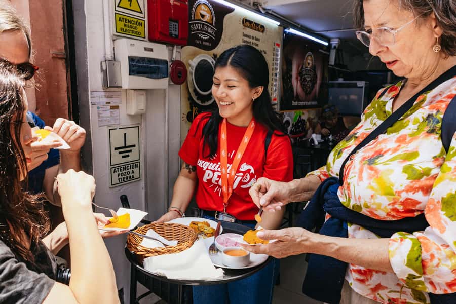 Lima: Historic Center Street Food, Market, and Eateries Tour - Chinatown and Peru’s chifa connection