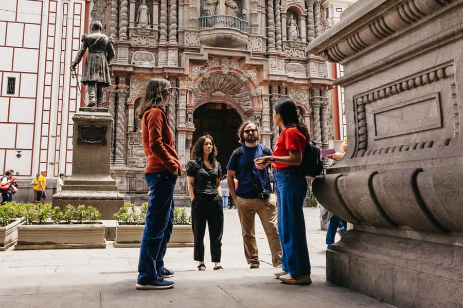 Lima: Historic Center Street Food, Market, and Eateries Tour - Churros, picarones, and the sweet side of the route