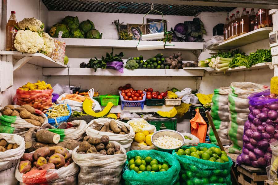 Lima: Historic Center Street Food, Market, and Eateries Tour - Finishing with chilcanos in an old casona