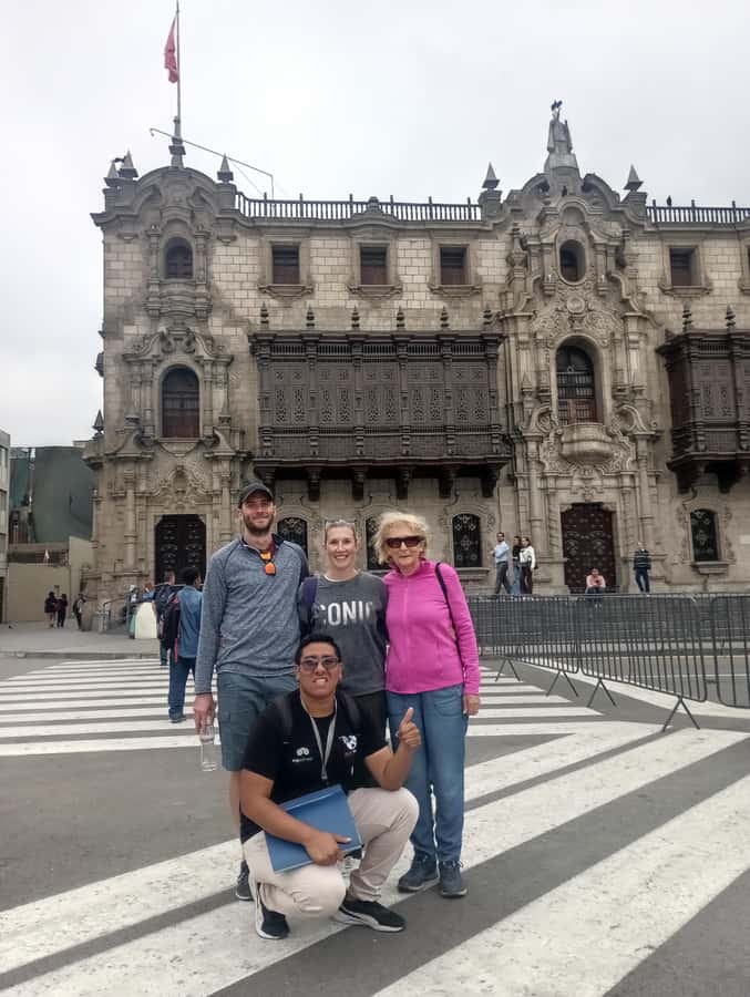 Lima: Historic Center Walking Tour with Pisco Sour Tasting - From Jirón de la Unión to La Merced