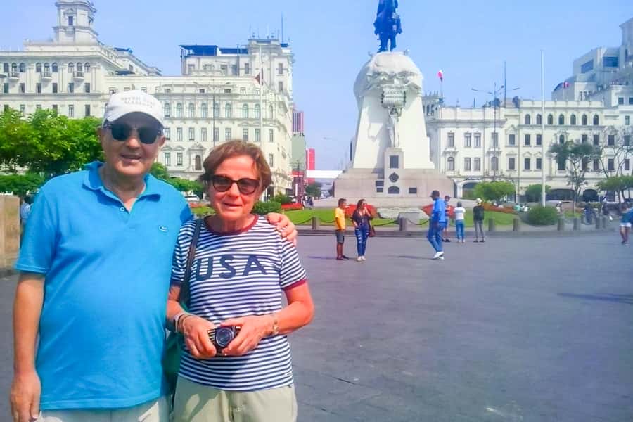 Lima: Historic Downtown, Miraflores & Catacombs Private Tour - Plaza Mayor and Lima’s colonial face