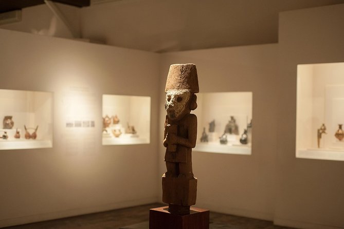 Lima in a Day: City Sightseeing Tour, Larco Museum and Magic Water Circuit - Plaza Mayor, the Cathedral and Santo Domingo