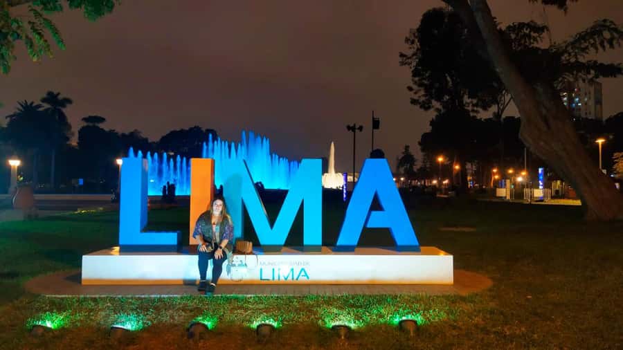 Lima: Magic Water Circuit Tour w/ Transfer & Ticket - A dinner show is optional, not part of the standard package