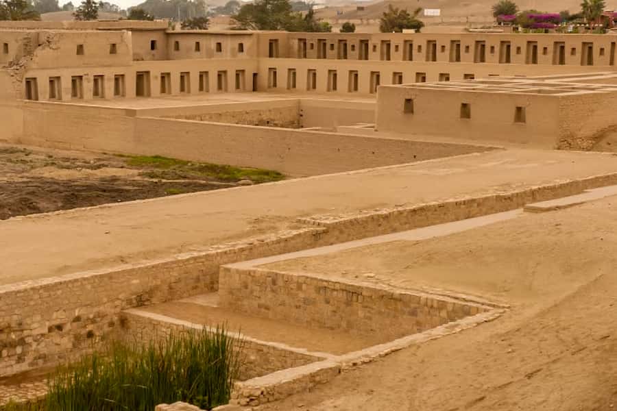 Lima: Pachacamac Ruins & Barranco Half-Day Guided Tour - Guides make the difference here