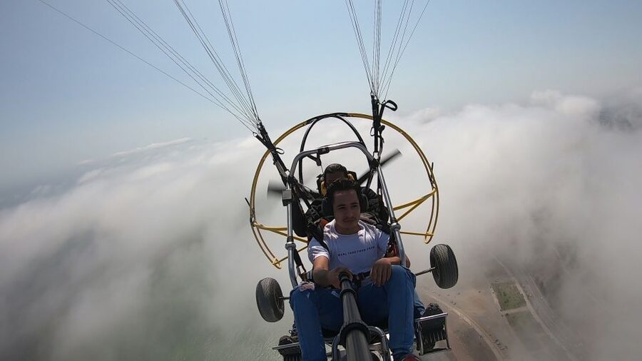 Lima: Paragliding Flight Over Costa Verde Districts - San Miguel and Magdalena del Mar from above