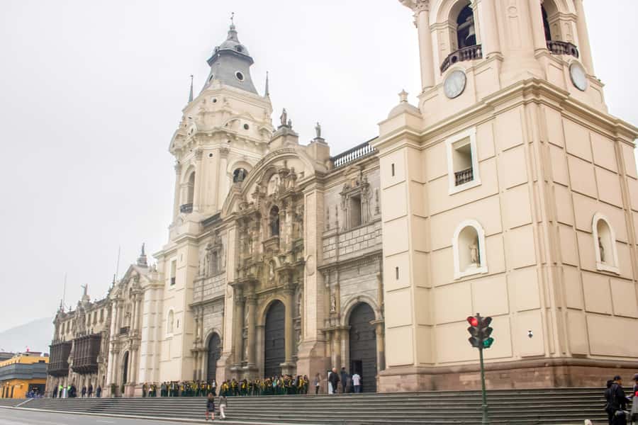 Lima: Private Classic City Tour - Plaza San Martín and Plaza Mayor
