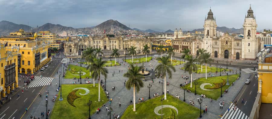 Lima: Private Classic City Tour - Huaca Pucllana: an ancient temple in modern Miraflores