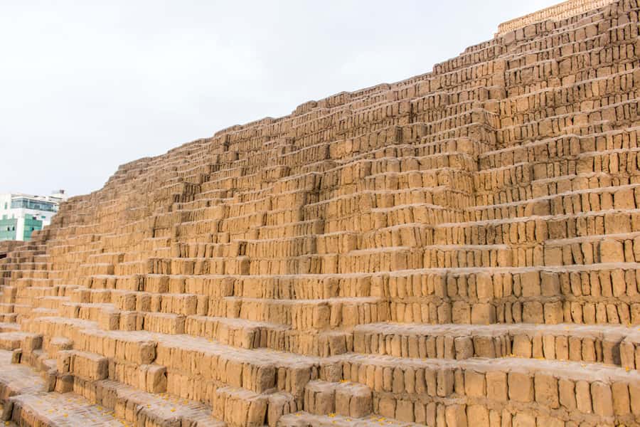 Lima: Private Tour to Huaca Pucllana and Huaca Mateo Salado - The value of a private four-hour tour