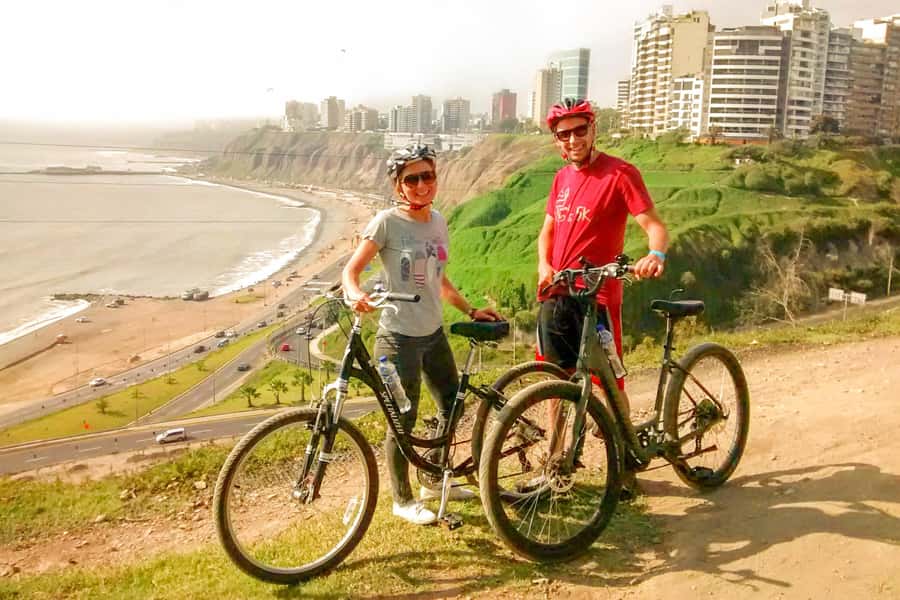 Lima: The Charm of Barranco & Pre Inca Pyramid in Miraflores - The Park of Love and the Pacific Views