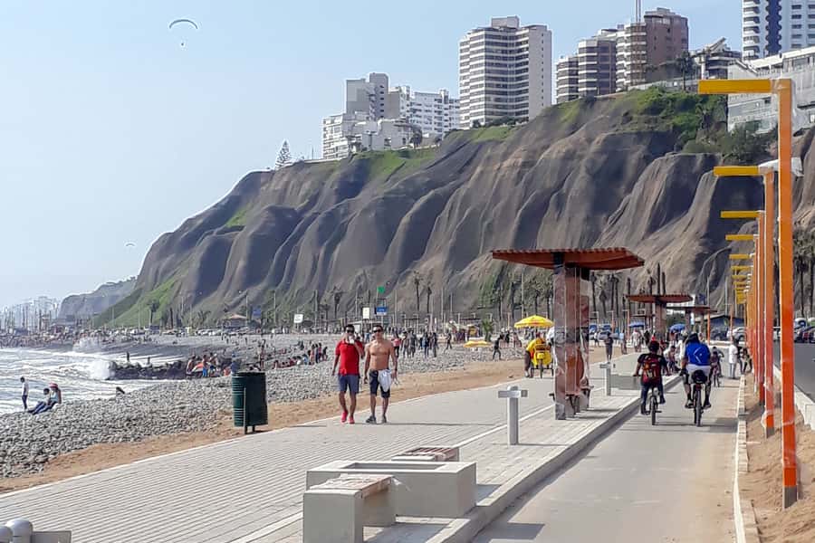 Lima: The Charm of Barranco & Pre Inca Pyramid in Miraflores - The Café Stop: Coffee, Gelato, or Something Colder