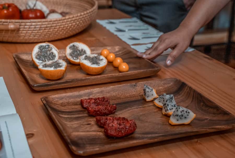 Lima: Ultimate Peruvian Food Tour - Watching ceviche and lomo saltado come together