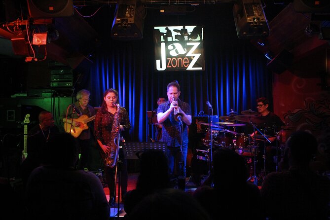 Live Afro-Peruvian Jazz Music - Gabriel Alegría and the six-piece sound