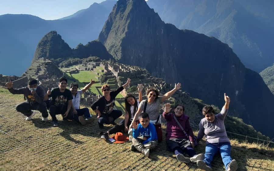 Machu Picchu: 1-day tour by Vistadome Panoramic train - The 4:00 a.m. pickup from Cusco