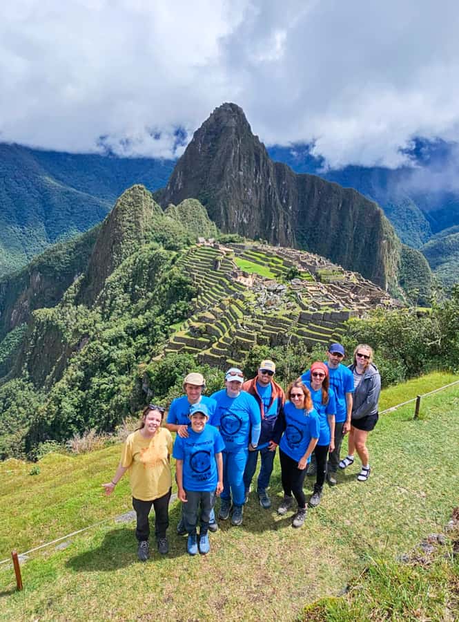 Machu Picchu: 5-Day Salkantay Trek with Panoramic Train - Day two: Salkantay Pass and the drop into cloud forest