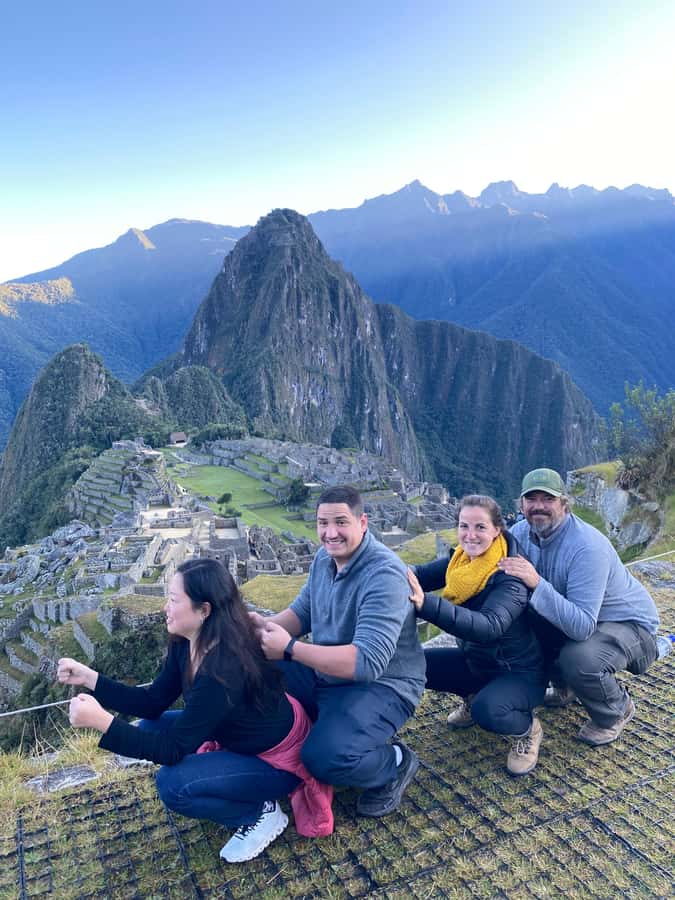 Machu Picchu: Group Guided Tour - Temples, palaces, and everyday Inca life