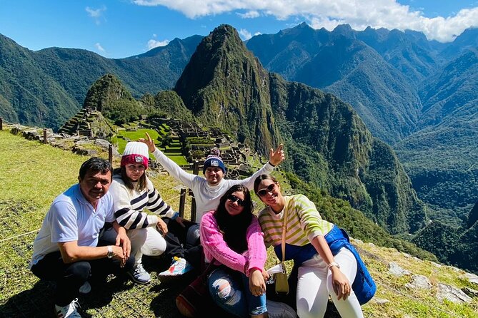 Machu picchu one day by train all included - Circuit 2 with a guide