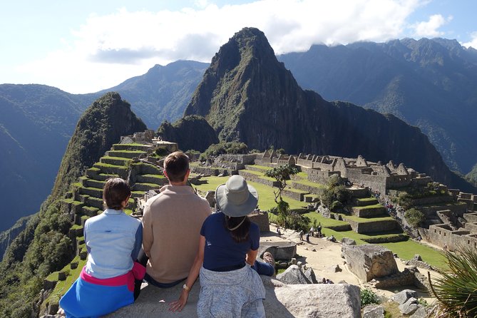 Machu Picchu Private Tour from Aguas Calientes (Tickets included) - Why a private guide matters at Machu Picchu
