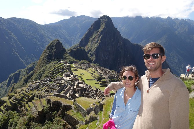 Machu Picchu Private Tour from Aguas Calientes (Tickets included) - The bus ride up to the entrance