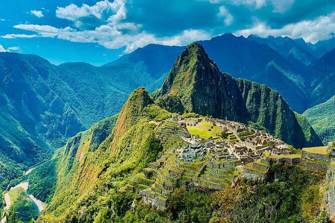 Machu Picchu Private Tour from Aguas Calientes (Tickets included) - Starting in Aguas Calientes, not Cusco