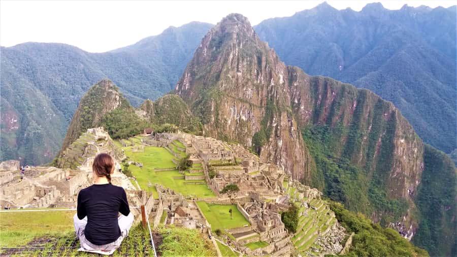 Machu Picchu: Private Tour Guide Service - The viewpoint and the first great view