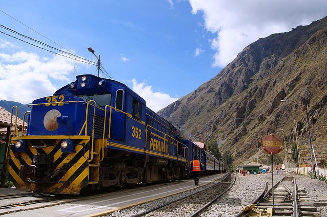 Machu Picchu Tour By Train (2 Days) - From Cusco to Ollantaytambo at 7:00 am