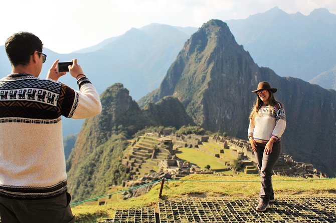 Machupicchu Full Day In Private Service - Lunch in Machupicchu town