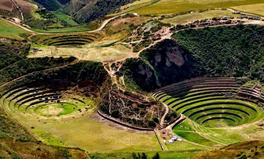 Maras Moray Sacred Valley Tour from Cusco - The guide makes the difference at Moray