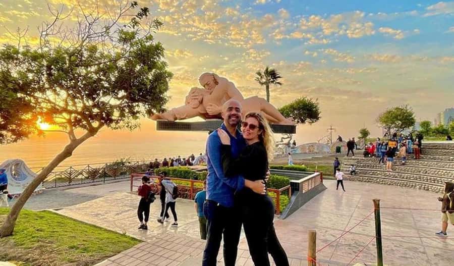 Miraflores & Barranco: Lima’s Modern and Bohemian Tour - Larcomar, shopping, and a practical break