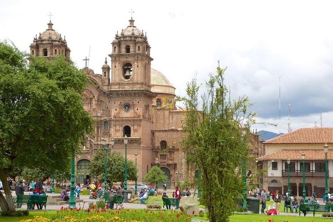 Open Bus Cusco City Tour - The Cristo Blanco stop and the best city view