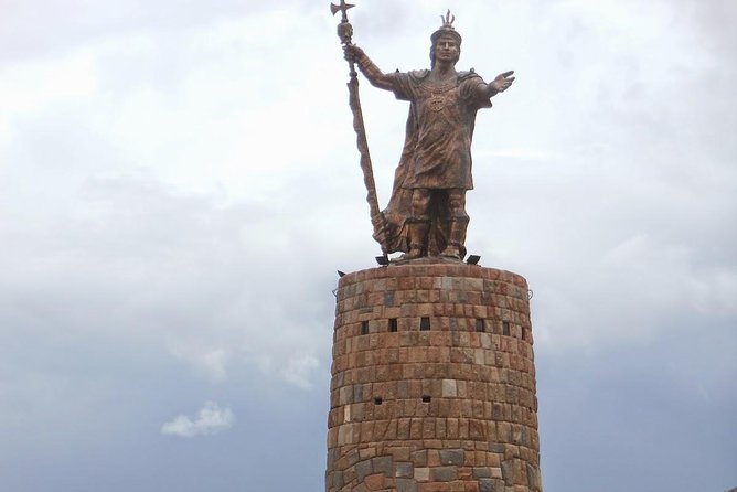 Open Bus Cusco City Tour - Passing Sacsayhuamán and the hilltop sites