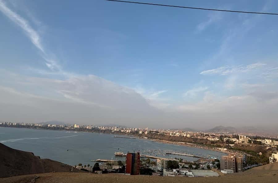 Pachacamac: Private tour of the Great Archaeological Sanctuary and Site Museum - The painted temple, Sun Temple, and views across the sanctuary