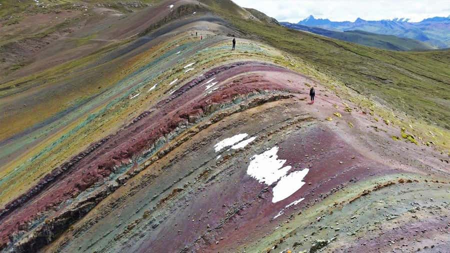 Palcoyo colored mountain hike + stone forests - Why Palcoyo is worth choosing over Vinicunca