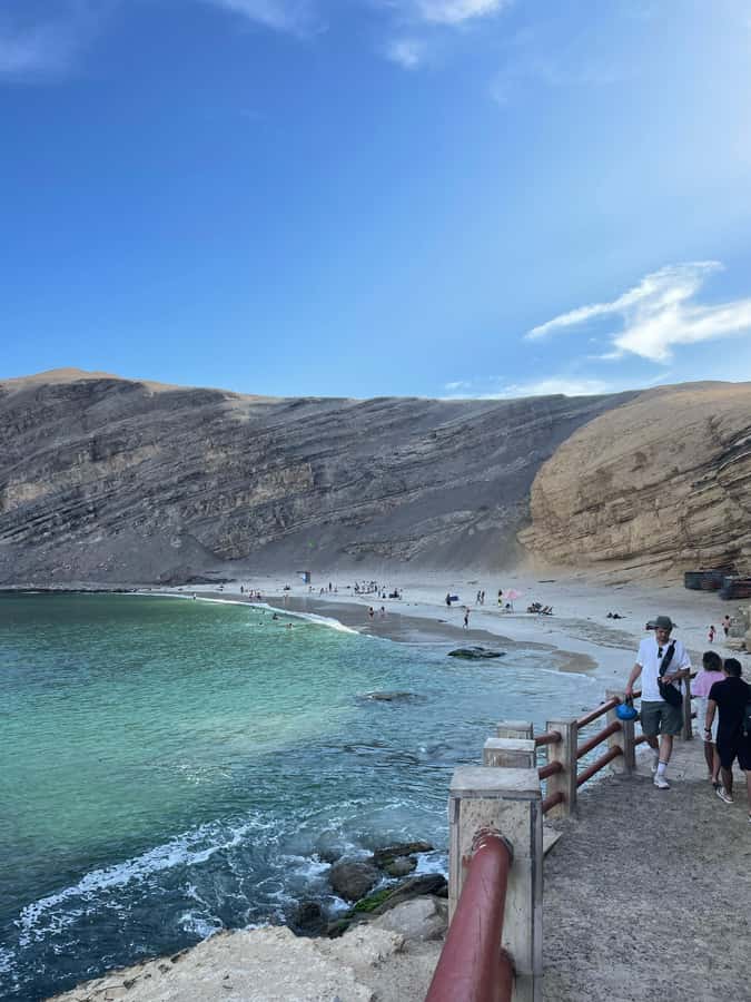 PARACAS: BALLESTAS ISLANDS AND NATIONAL RESERVE - The practical rhythm of the day
