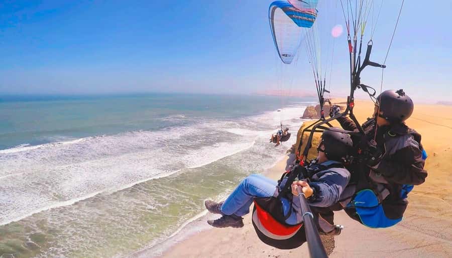 Paracas : Paragliding - Fly Like a Bird - What this Paracas flight actually feels like