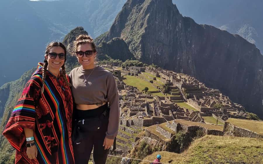 Peru in 5 days: Lima, Cusco, Machupicchu & Rainbow Mountain - How the support affects the experience