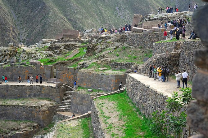 Pisac Indian Market and Ollantaytambo Fortress with Lunch - An 8 a.m. start from Cusco