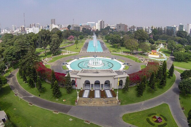 Private Lima Night Tour Including Magic Water Circuit - Private guiding and the human side of the tour