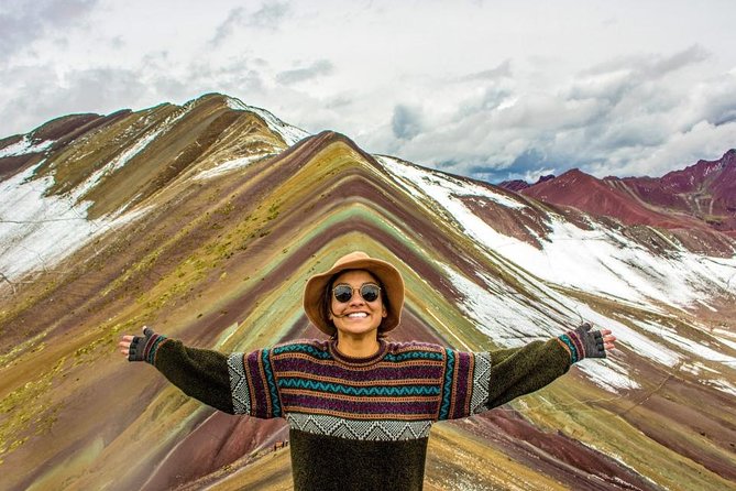 Private Rainbow Mountain Full Day Tour - The people who shape the day
