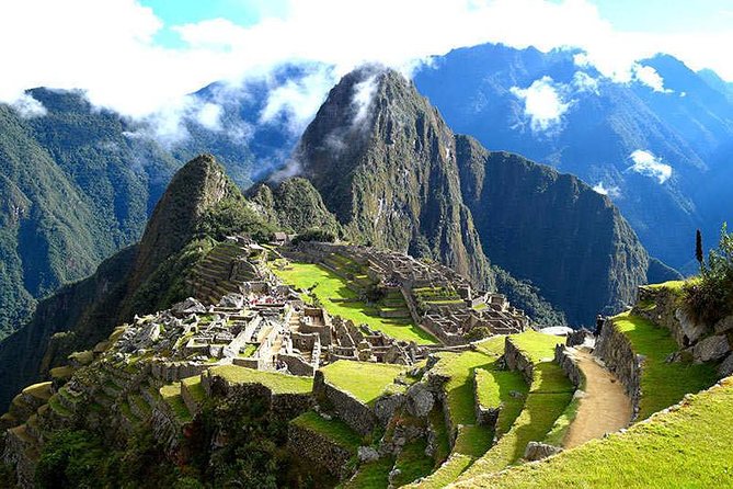 Private Tour: 2-Day Exploration of the Sacred Valley and Machu Picchu - What the $549 price really covers