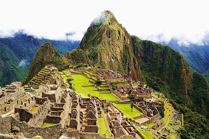 Private Tour: 2-Day Exploration of the Sacred Valley and Machu Picchu - Moray and the Inca farming experiment