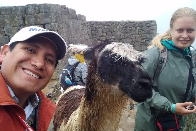 Private Tour Guide in Machupicchu from Aguas Calientes. - Photo stops and a calm pace