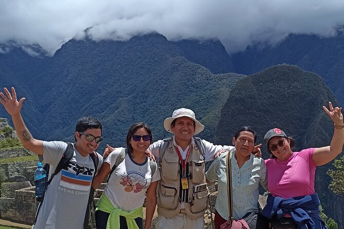 Private Tour Guide in Machupicchu from Aguas Calientes. - Who will enjoy this experience most