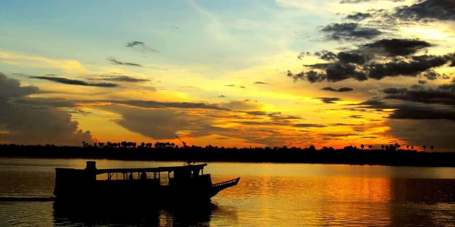Puerto Maldonado: 3-hour sunset boat ride - Should you book the Puerto Maldonado sunset boat ride?