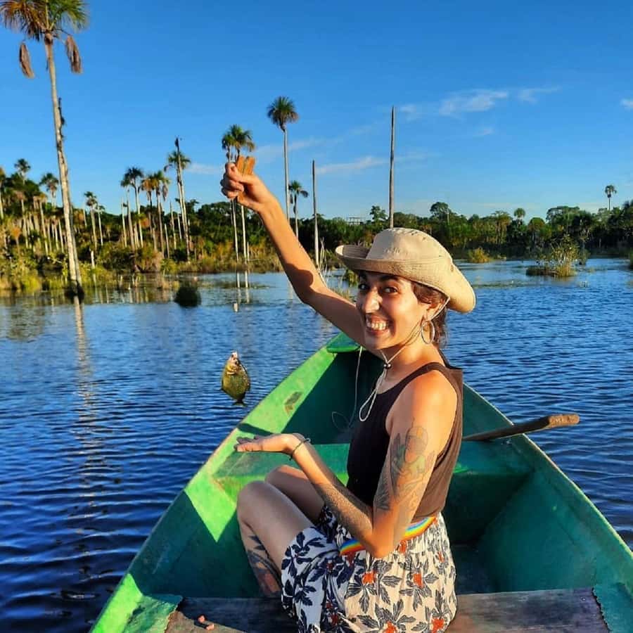 Puerto Maldonado: Lake Yacumama sunset and piranha fishing - Weather, timing, and practical comfort