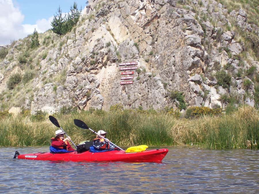 Puno: 2-day Uros Kayak Tour with Homestay at Amantani Island - Morning boat ride to Taquile Island