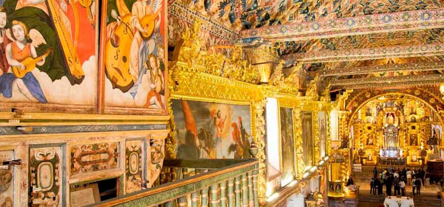 Puno: Full-Day Route of the Sun Tour to Cusco with Lunch - Raqchi: the most impressive archaeological stop